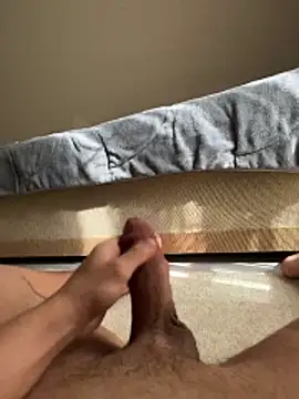 Errie1327 live sex cam