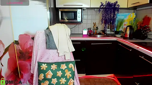 TayanaJons live sex cam