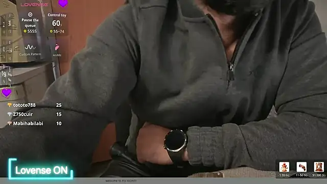 TARKAN1's cam snapshot