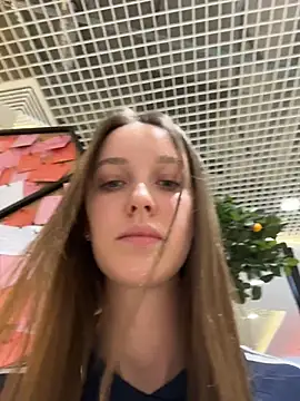 ElliRose live sex cam