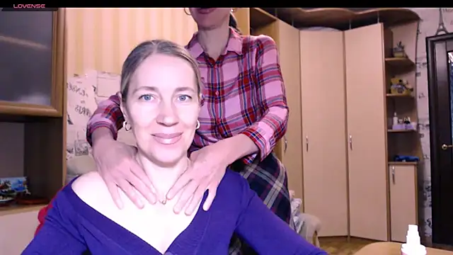 Pepper_mur's cam snapshot