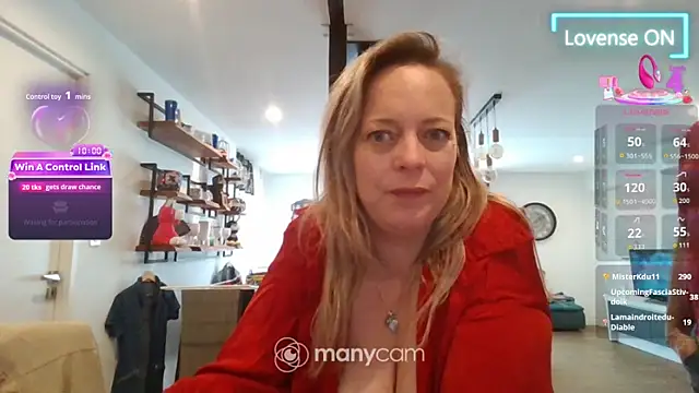 Miss-Chupagirly live sex cam