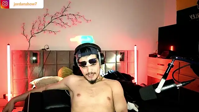 JordanShow live sex cam