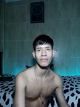 dareck_18 live sex cam