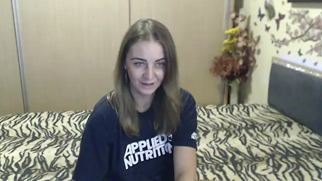 MirabelaSweet's cam snapshot