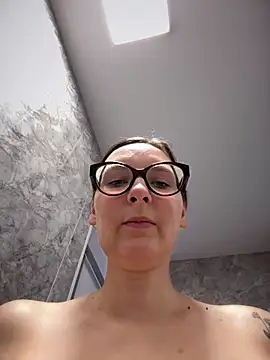 The_Snowwhitee live sex cam