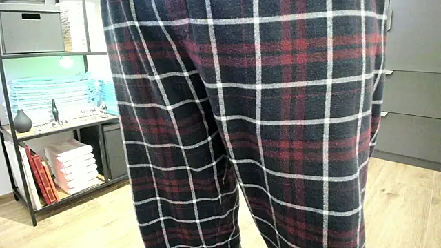 molicaremolicare's cam snapshot