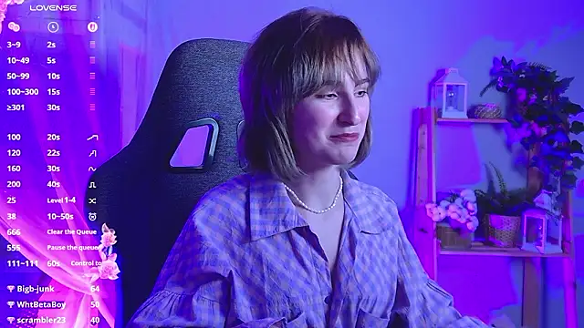 LuxRayi live sex cam