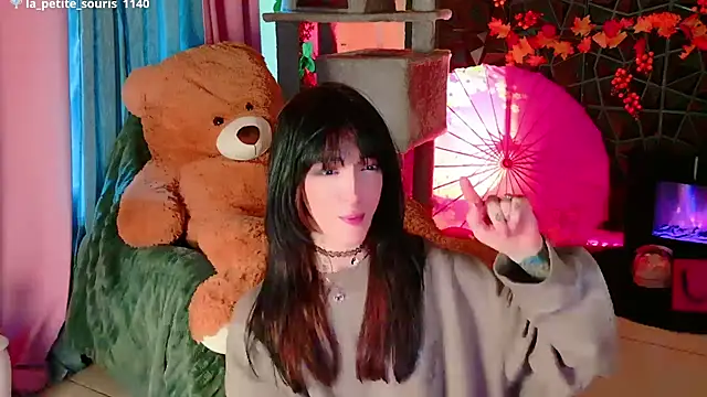 Ari-Nana live sex cam