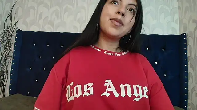 CarolineBrunx's cam snapshot