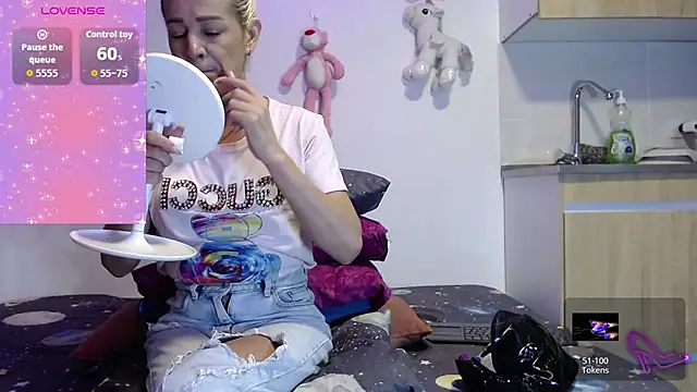 AllysonStonne live sex cam