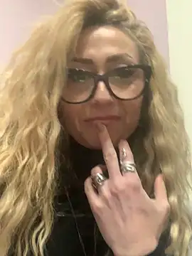 harleyejoker1 live sex cam