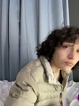 TeensNews18's cam snapshot