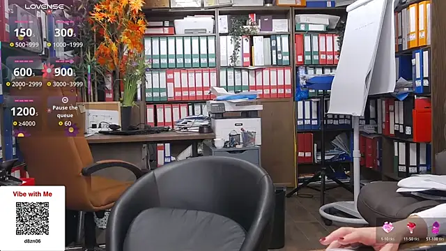 classyladyrellax live sex cam