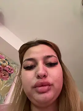 AllysonK live sex cam