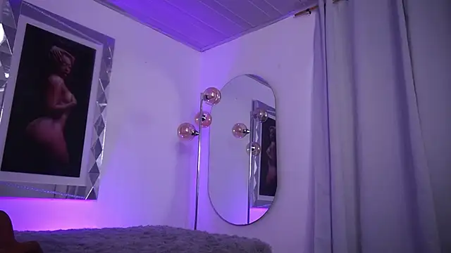 Alondrasparrow2 live sex cam