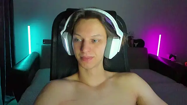 Ostin_meow live sex cam