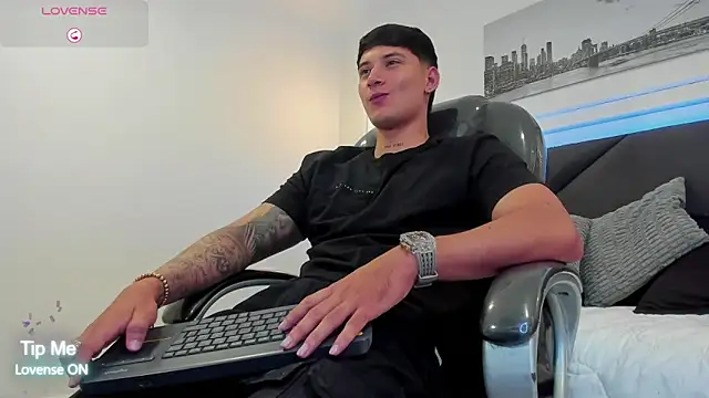 Damian23__ live sex cam