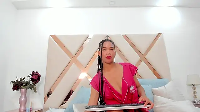 karolebonyy's cam snapshot