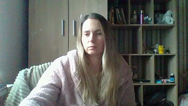 VikiLove765's cam snapshot