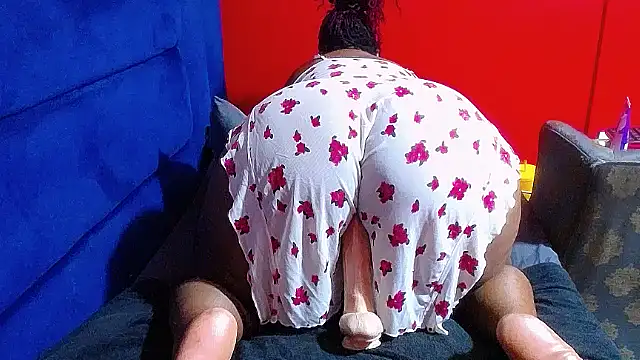 Lelety79 live sex cam