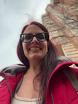 NataKitten live sex cam