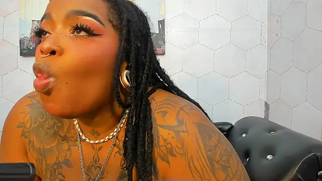 Anaa_Fuentess's cam snapshot