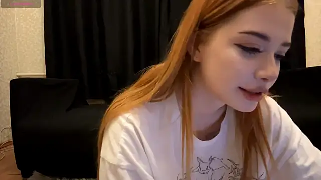 Kiralovessto live sex cam