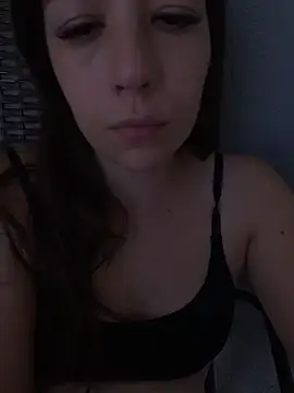 Larissaferri's cam snapshot