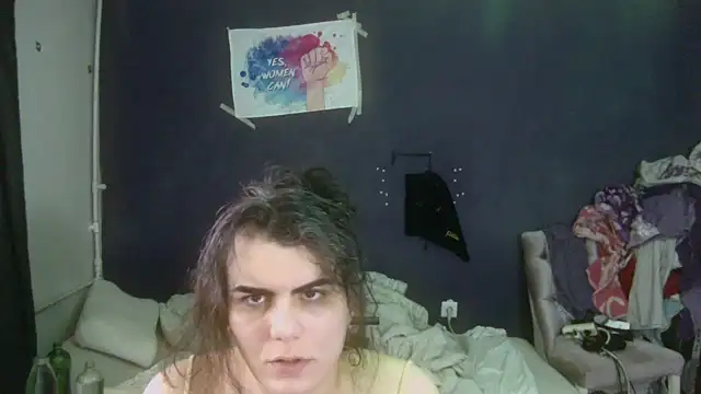 turkishTransEfsun live sex cam
