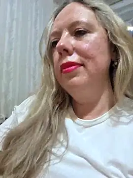 Irina3718 live sex cam