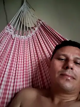 0PR3DAD0R's cam snapshot