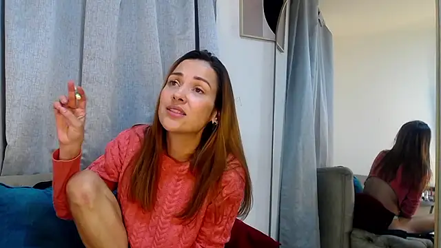 camilawm19 live sex cam