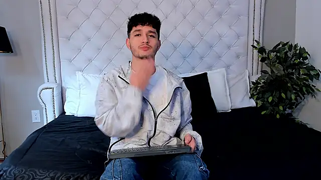 LiamMuller live sex cam