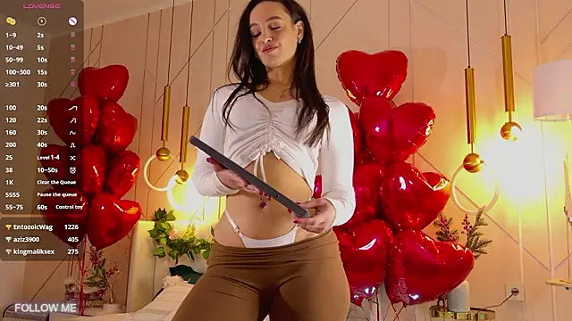 Lolly_Neal's cam snapshot