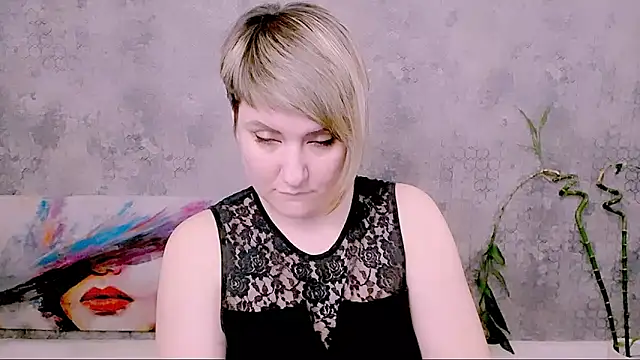 Djullia live sex cam