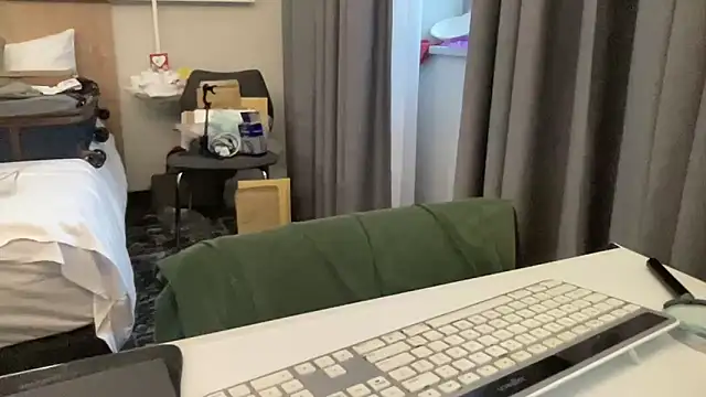 coach-karl live sex cam