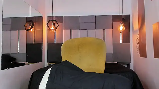 LiamNovak live sex cam