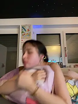 Just-Lilly live sex cam