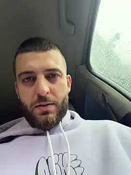 Pablo_Hornyguy95 live sex cam