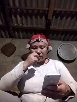 Linhcutex's cam snapshot