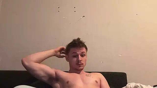 Lucas328706's cam snapshot