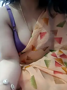 roshni_agrawal0's cam snapshot