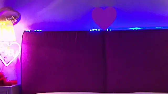 KandyCosse live sex cam