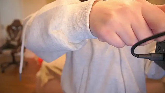 GentleAdellee live sex cam