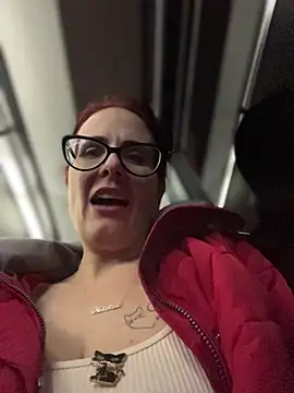 NataKitten live sex cam