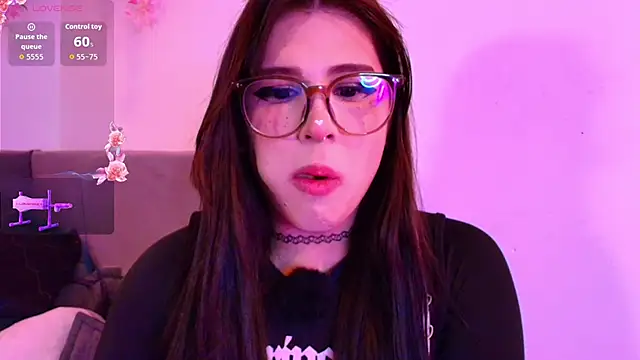 Yuri_Stars live sex cam