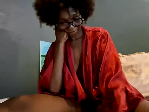 NaughtyCouga's cam snapshot