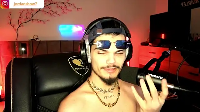 JordanShow live sex cam