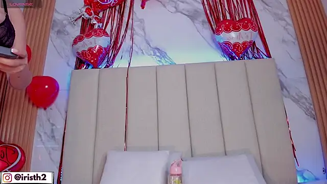 emily_nova_ live sex cam